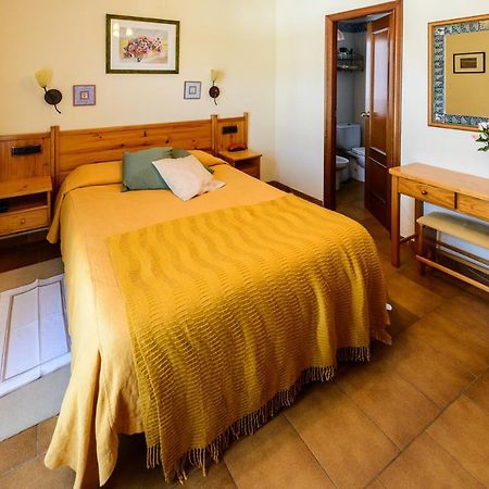 Hotel Esther La Virgen de la Vega Dış mekan fotoğraf
