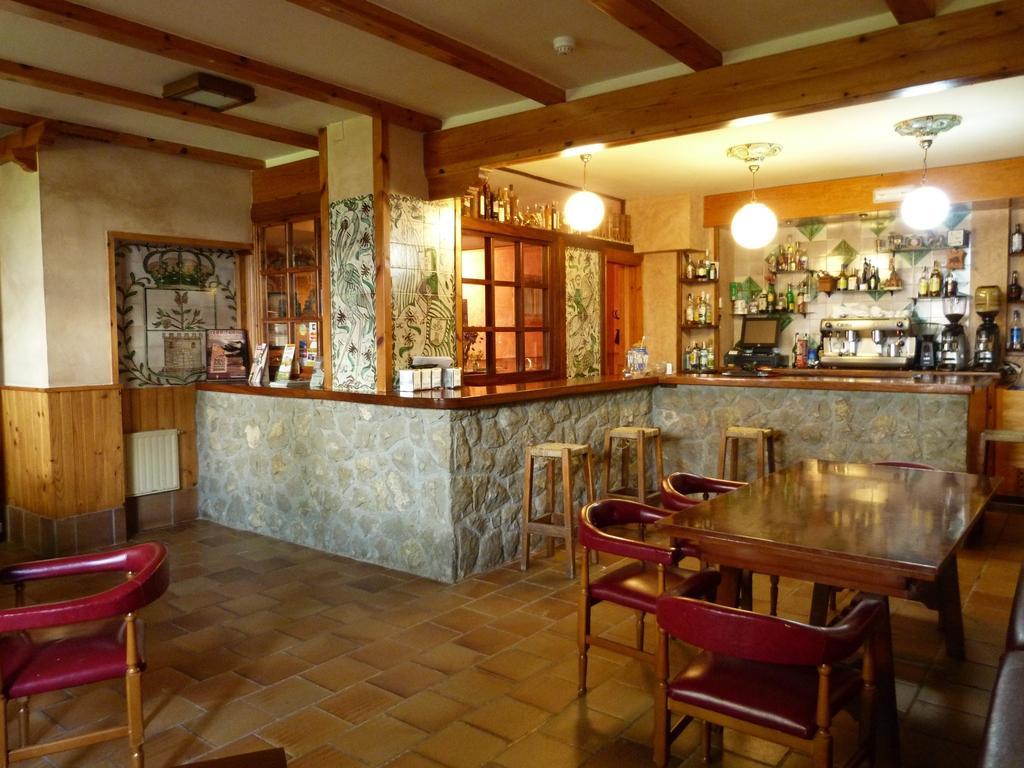 Hotel Esther La Virgen de la Vega Dış mekan fotoğraf