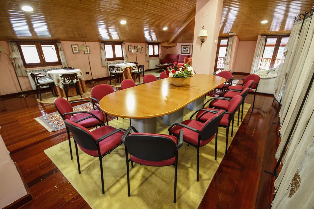 Hotel Esther La Virgen de la Vega Dış mekan fotoğraf